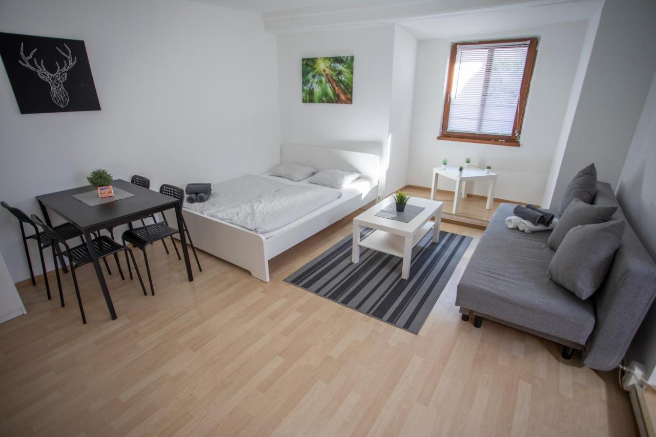 Old Town Studio Daire Hall in Tirol Dış mekan fotoğraf