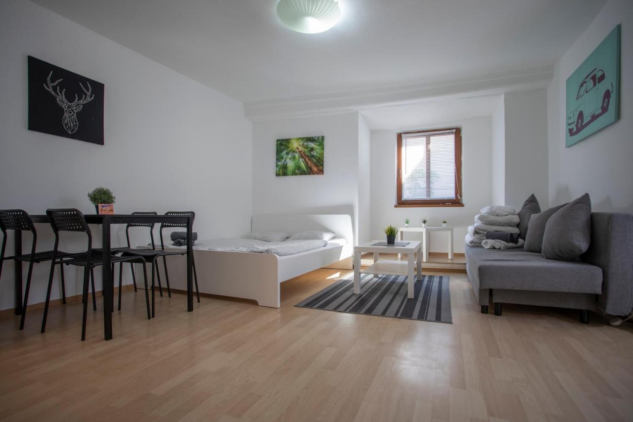 Old Town Studio Daire Hall in Tirol Dış mekan fotoğraf